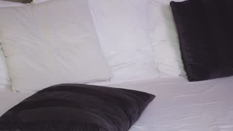 Snapshot of anniestyles chatting on 01/11/25, 12:50 AnnieStyles online show from 01/11/25, 12:50