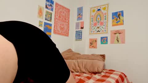 annietinky online show from 11/02/25, 04:59