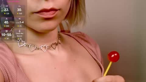 annietinky online show from 12/17/25, 11:44