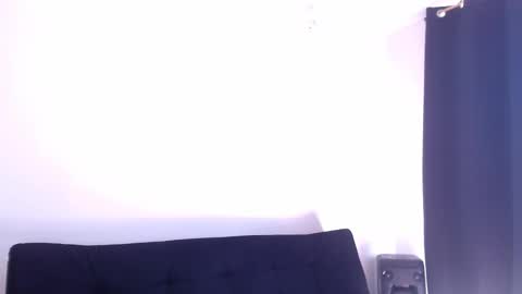 ANNIE WINE online show from 12/01/25, 06:46