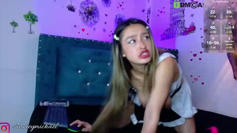 Snapshot of anniexmichael chatting on 03/20/26, 09:30 Annie Michael online show from 03/20/26, 09:30