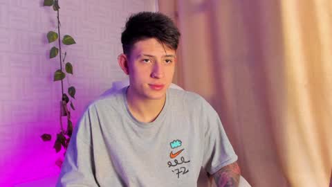 Annie  Alex online show from 12/17/24, 02:00