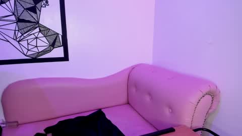 Annie Evans  online show from 02/17/25, 07:53