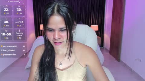 Snapshot of anniiee_smith chatting on 01/25/25, 02:14 Anniiee online show from 01/25/25, 02:14