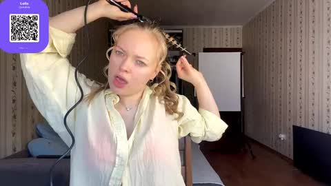Snapshot of annikanorville chatting on 05/02/26, 07:35 Hello My name is Lola online show from 05/02/26, 07:35