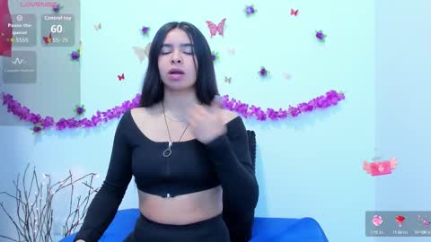 annie online show from 10/06/25, 10:12