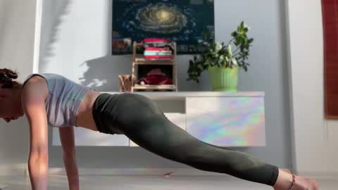 N  antics online show from 09/13/25, 03:50