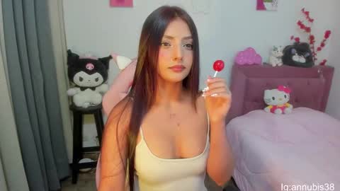 SOFIA INDEPENDENT MODEL online show from 01/12/25, 03:39