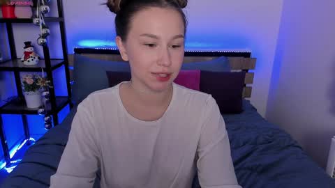 Anna online show from 12/31/24, 08:04