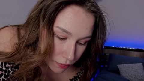 Anna online show from 01/28/25, 05:00