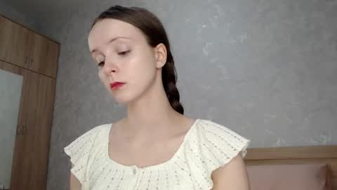 Snapshot of anny_meow chatting on 11/05/25, 12:32 Ann My current schedule is below online show from 11/05/25, 12:32