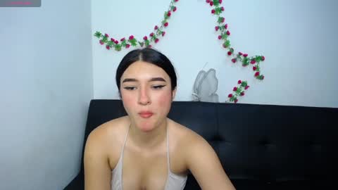 Snapshot of anny_naf chatting on 04/11/26, 04:33 Anny online show from 04/11/26, 04:33