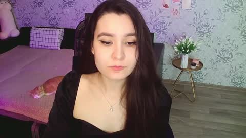 Snapshot of anny_shine chatting on 12/24/24, 04:19 Annie online show from 12/24/24, 04:19