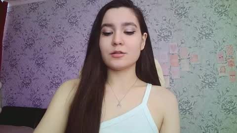 Snapshot of anny_shine chatting on 02/18/25, 08:16 Annie online show from 02/18/25, 08:16