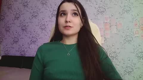 Snapshot of anny_shine chatting on 02/22/25, 04:09 Annie online show from 02/22/25, 04:09