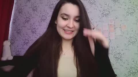 Snapshot of anny_shine chatting on 02/25/25, 08:03 Annie online show from 02/25/25, 08:03