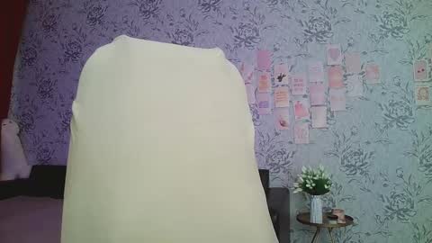 Snapshot of anny_shine chatting on 03/11/25, 05:02 Annie online show from 03/11/25, 05:02