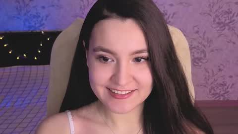 Snapshot of anny_shine chatting on 03/19/26, 02:48 Annie online show from 03/19/26, 02:48