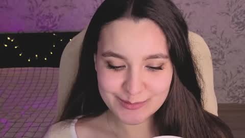 Snapshot of anny_shine chatting on 04/09/26, 02:44 Annie online show from 04/09/26, 02:44