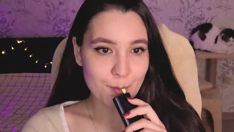 Annie online show from 05/30/26, 10:40