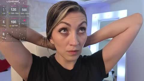 Anny online show from 05/11/26, 12:11