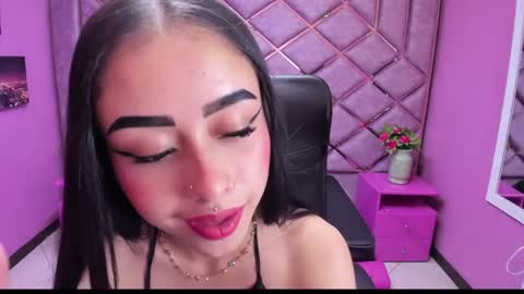 Anny online show from 09/18/25, 03:25