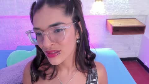 Annyluna online show from 12/03/24, 02:05