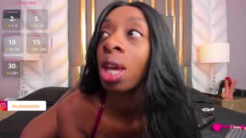 Snapshot of annyosoriio chatting on 12/02/25, 08:26 Anny online show from 12/02/25, 08:26