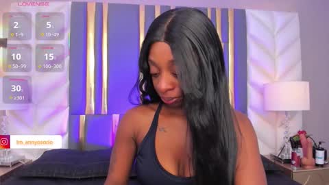 Snapshot of annyosoriio chatting on 12/14/25, 07:51 Anny online show from 12/14/25, 07:51