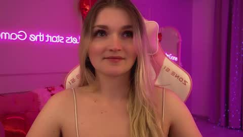 annyraii online show from 02/13/26, 06:48