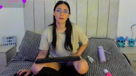 Anny online show from 11/15/25, 11:21