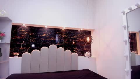 Anny online show from 02/28/26, 01:39