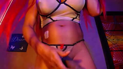 Snapshot of annysheby chatting on 02/14/25, 10:38 AnnySheby online show from 02/14/25, 10:38