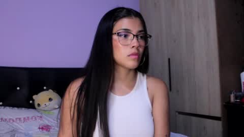 anny online show from 10/04/25, 12:19