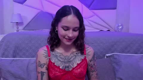 Snapshot of annythomsonn chatting on 12/06/24, 11:57 AnnyT online show from 12/06/24, 11:57