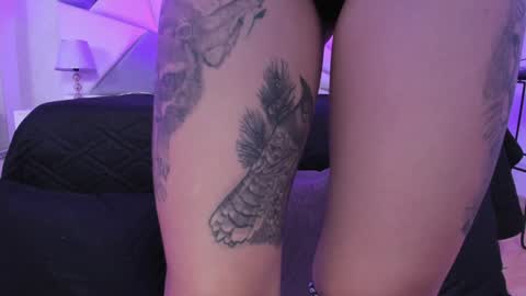 Snapshot of annythomsonn chatting on 12/13/24, 10:13 AnnyT online show from 12/13/24, 10:13