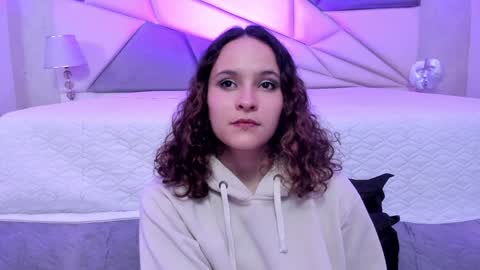 Snapshot of annythomsonn chatting on 01/30/25, 12:07 AnnyT online show from 01/30/25, 12:07