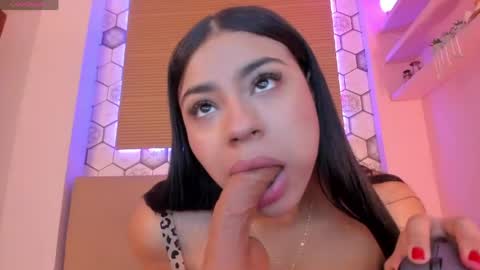 Snapshot of annytorres chatting on 04/25/26, 12:41 Gaby online show from 04/25/26, 12:41