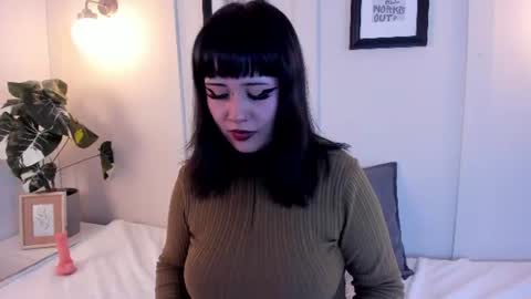 Snapshot of annyy_catt chatting on 06/25/26, 05:12 anny online show from 06/25/26, 05:12