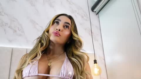 Snapshot of annyy_rosse chatting on 04/07/26, 05:41 ANNYY online show from 04/07/26, 05:41