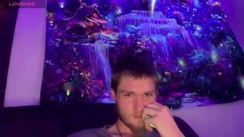 Snapshot of anomalies_ig chatting on 01/04/25, 01:31 anomalies_ig online show from 01/04/25, 01:31