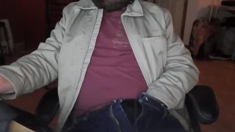 anontraveller online show from 11/24/25, 01:27