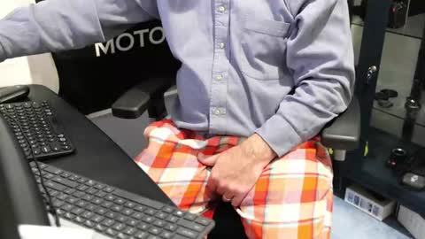 D online show from 10/13/25, 12:49