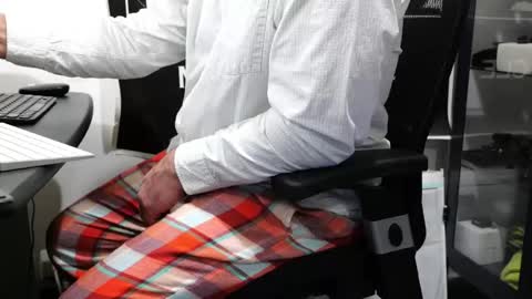 D online show from 02/18/26, 02:24