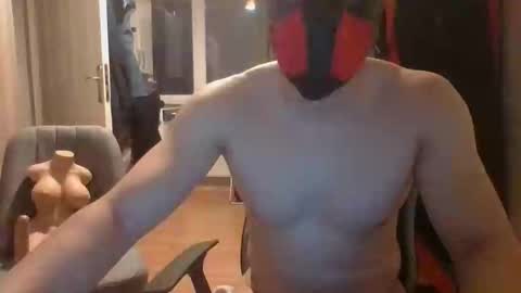 Snapshot of anonymousguy68_cam chatting on 11/01/25, 11:07 Anonymousguy online show from 11/01/25, 11:07