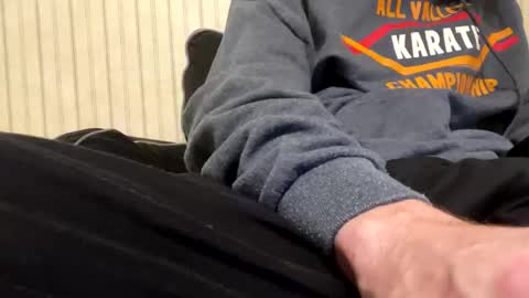 anonyomosguy online show from 12/16/25, 02:27