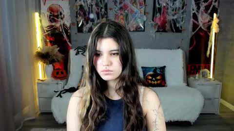 Anora online show from 10/27/25, 12:42