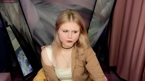 Anora online show from 11/26/25, 06:47