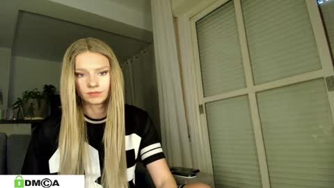 Sexy Ladybug online show from 02/28/25, 02:09