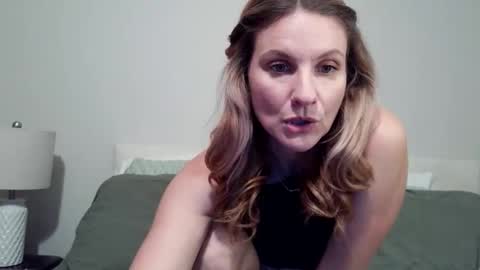 heyitsansley online show from 04/19/26, 02:44